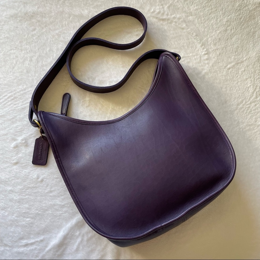 Vintage Coach Purple Becket Zip 9920